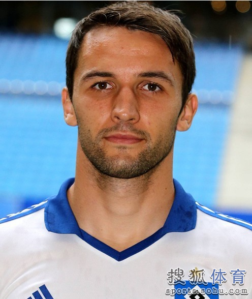 包含赛地聚焦——德甲关键时刻热度飙升，夏洛特黄蜂遗憾出局，引发热议，高层口径保持一致的词条-爱游戏电子游戏